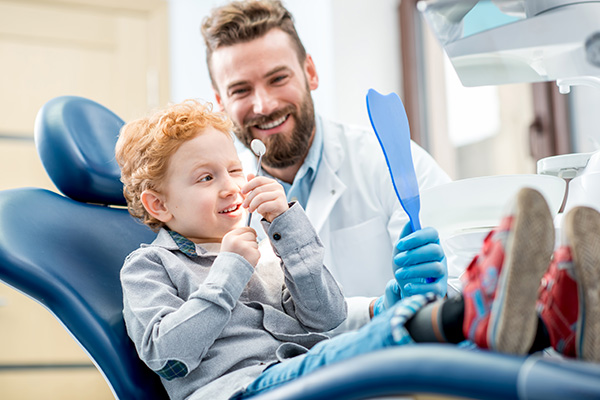 When To Bring Your Child To See A General Dentist